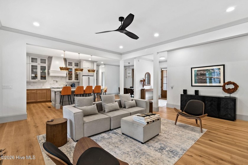 Located just a short stroll from Lake Pinehurst, this - photo 5
