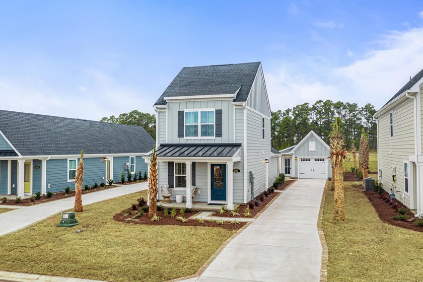 Experience the best of low maintenance living and coastal luxury - photo 31