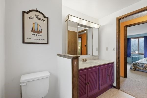 Welcome to this beautiful 3-bedroom waterfront ranch on Lake - photo 36