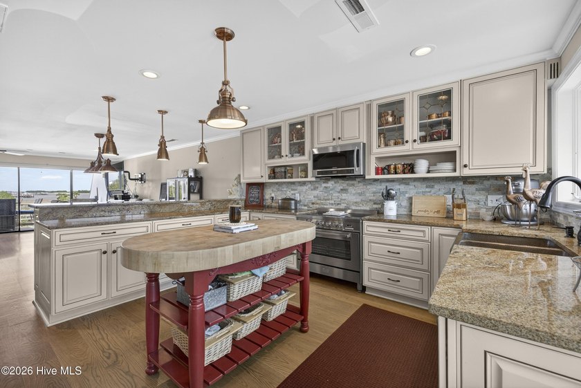 Nestled within the exclusive waterfront enclave of Tangle Oaks - photo 11