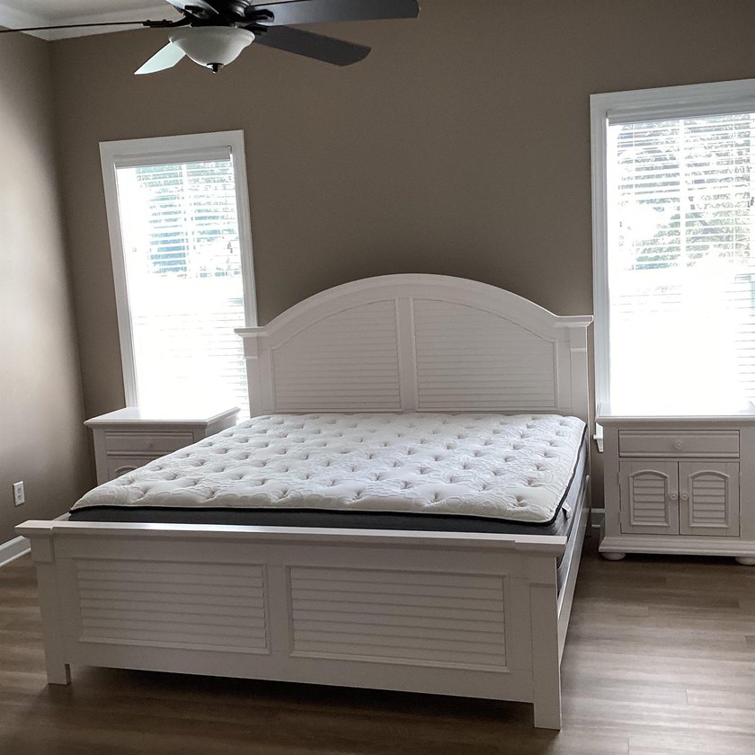 If its space you need, then here's your home. 4 bedrooms with 4 - photo 12