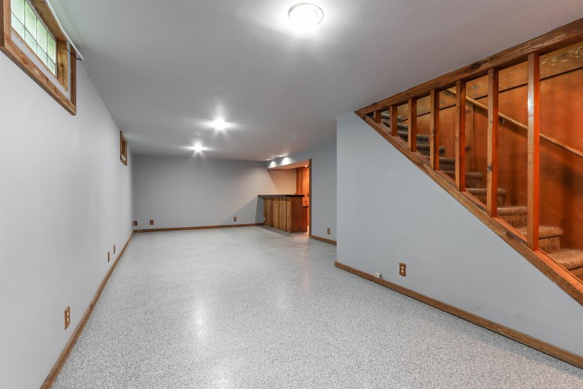Nestled on two wooded lots just south of Waupaca, this 3BR, 2BA - photo 29