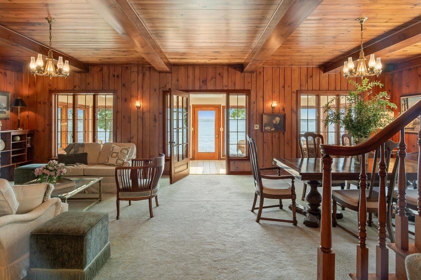 Classic lakefront architecture and timeless craftsmanship define - photo 13