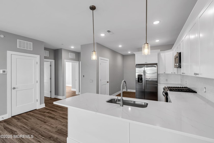 Welcome to The Reef, a 23-unit apartment building completed in - photo 18