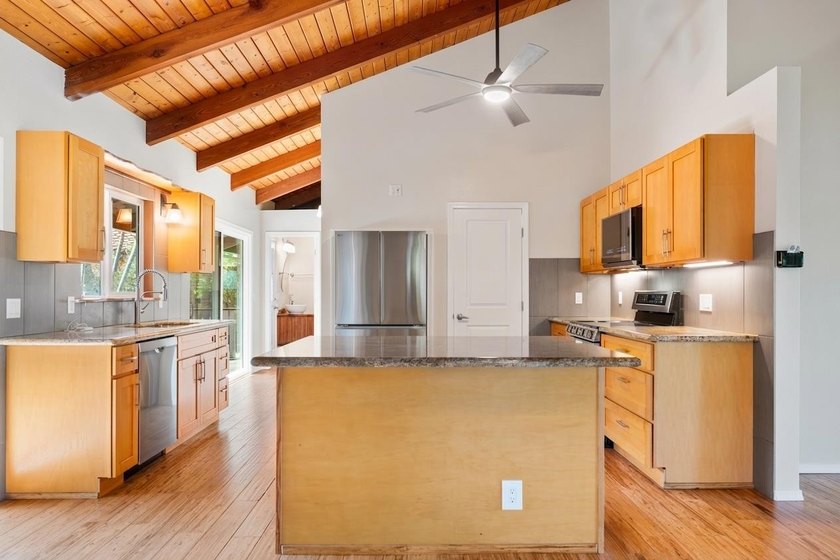 Motivated Seller - Unbeatable Wailea Value Steps from Keawakapu - photo 21