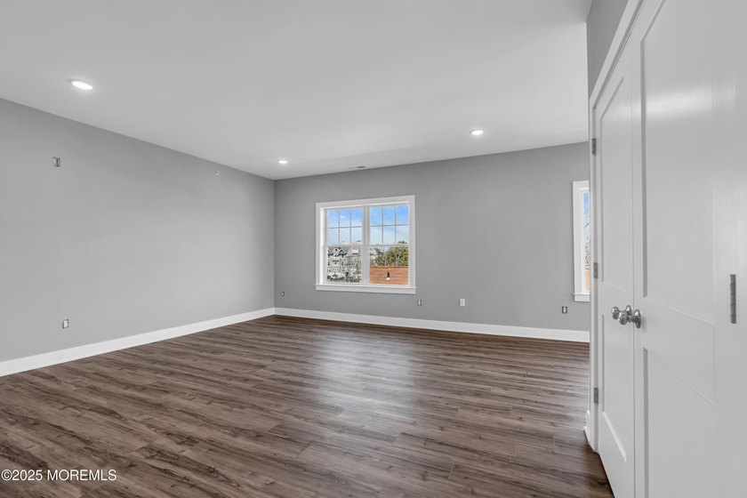 Welcome to The Reef, a 23-unit apartment building completed in - photo 22