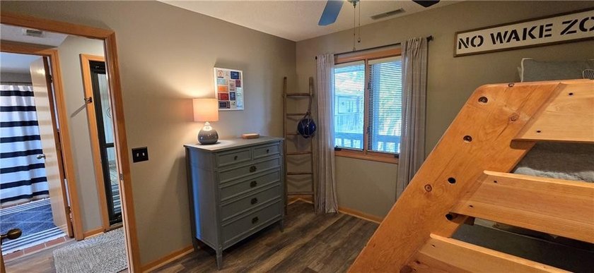 REDUCED! Lake of the Ozarks: Updated top floor condo at the 10mm - photo 35