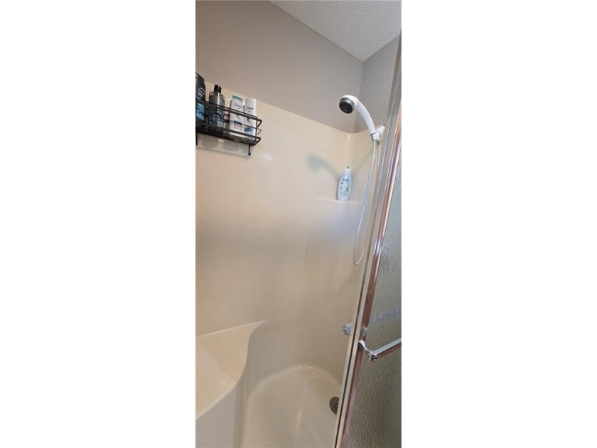 REDUCED! Lake of the Ozarks: Updated top floor condo at the 10mm - photo 41