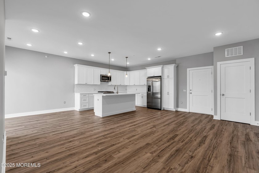 Welcome to The Reef, a 23-unit apartment building completed in - photo 44