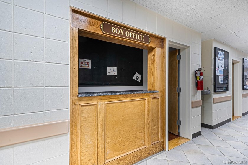 Welcome to 231 Blackpool Court, Unit C, located in the highly - photo 29