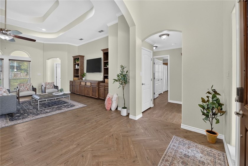 Welcome to 2802 Grand Park Avenue, a rare opportunity to enjoy - photo 20