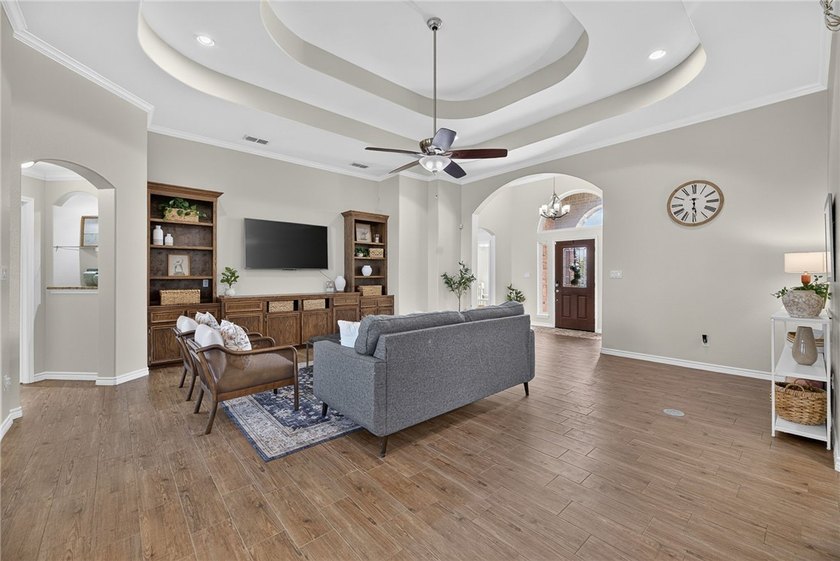 Welcome to 2802 Grand Park Avenue, a rare opportunity to enjoy - photo 25