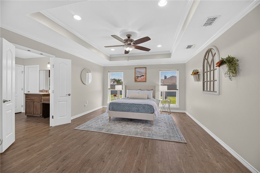Welcome to 2802 Grand Park Avenue, a rare opportunity to enjoy - photo 27