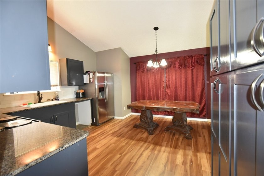 Welcome home to this charming 2-bedroom, 1-bath starter home - photo 12
