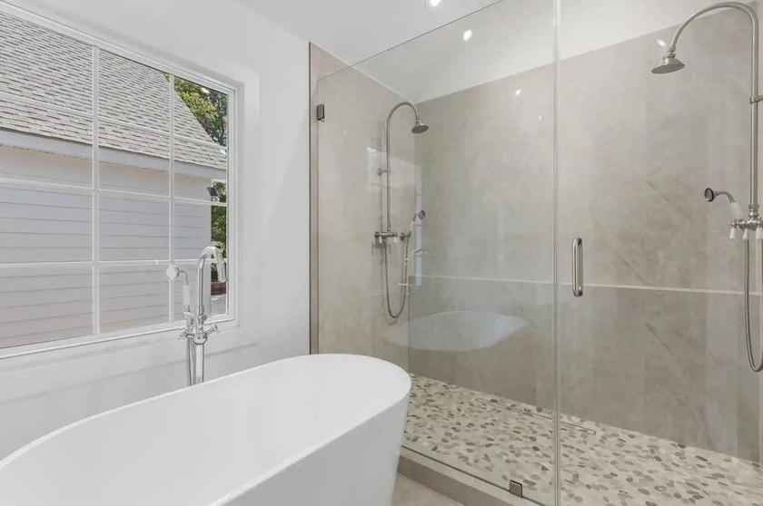 Welcome to this completely renovated five bedroom, four bath - photo 30
