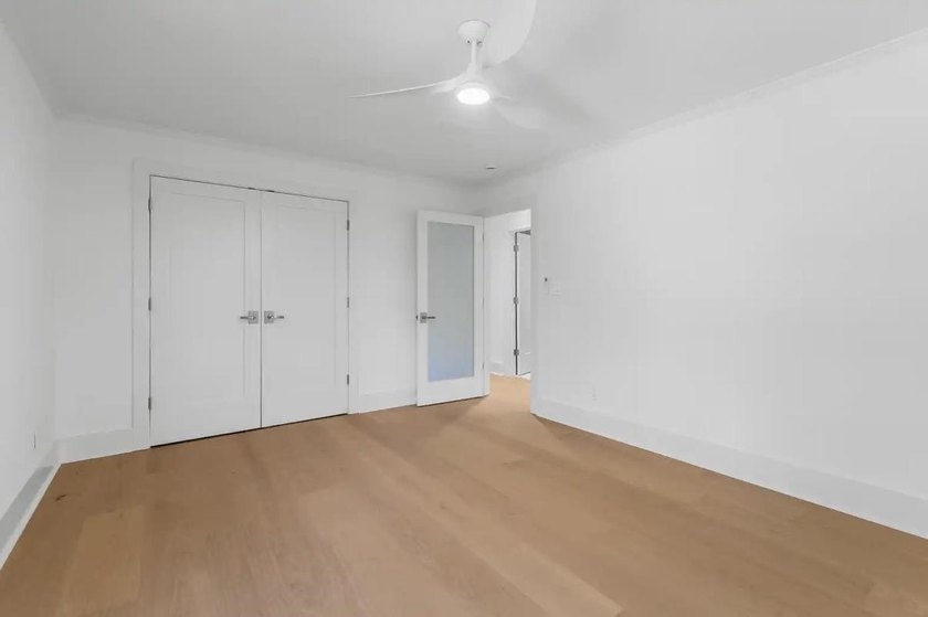 Welcome to this completely renovated five bedroom, four bath - photo 32