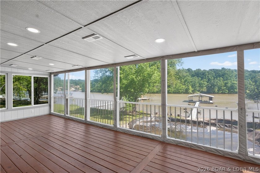 Lakefront, beautifully remodeled property, perfectly positioned - photo 38