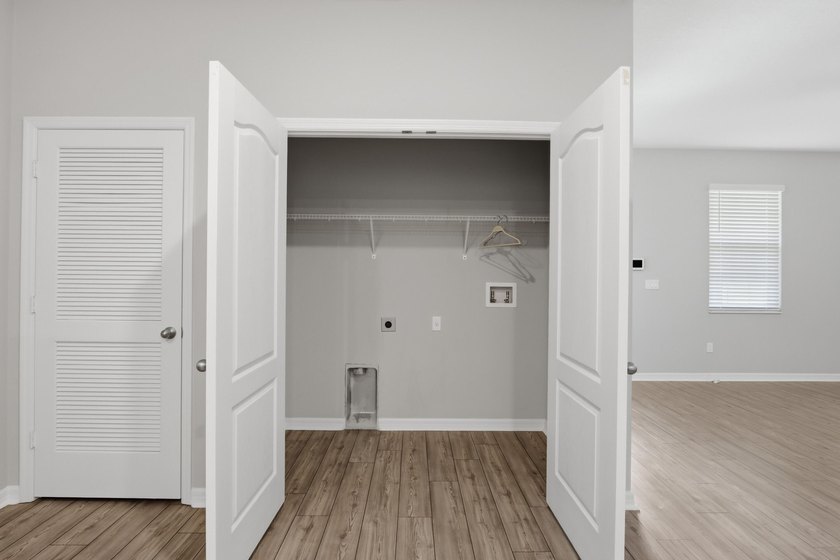Seller motivated! Seller offering closing cost credit of 3%! - photo 19
