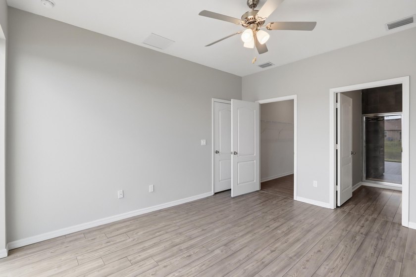 Seller motivated! Seller offering closing cost credit of 3%! - photo 22