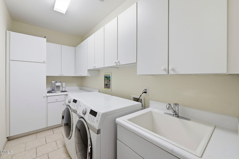 Your search for the ultimate Meadowmont lifestyle ends here! - photo 29