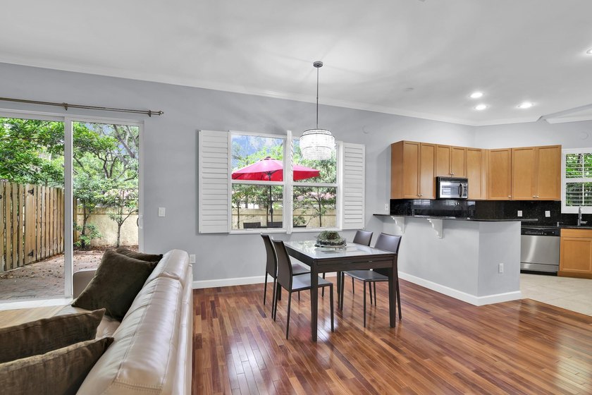 Sought-after corner/end-unit townhome with an enviable location - photo 11