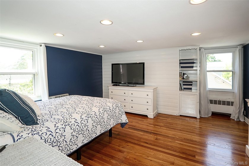 A rare opportunity to own a charming 4-bedroom, 2-bath home - photo 30