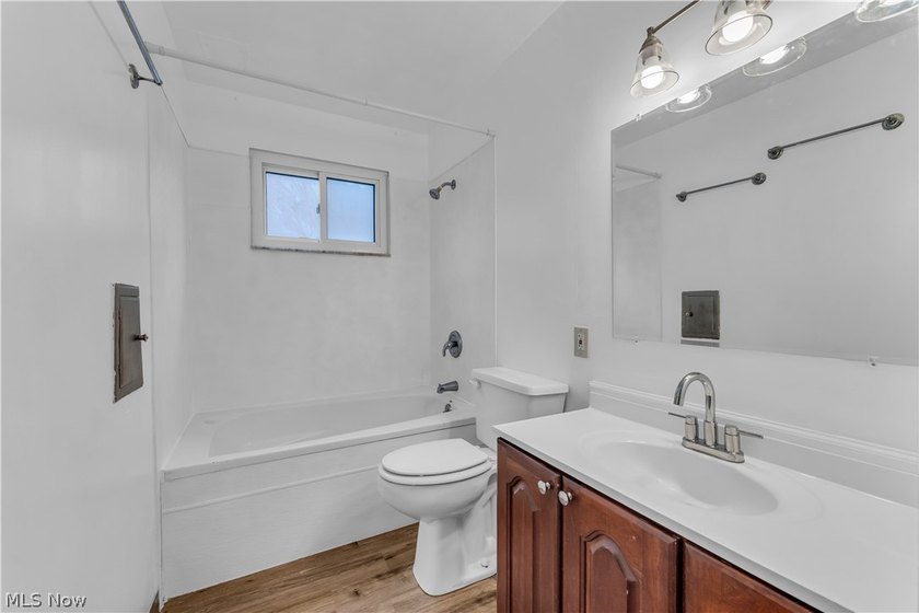 Turnkey up-and-down duplex in Euclid offering immediate cash - photo 13