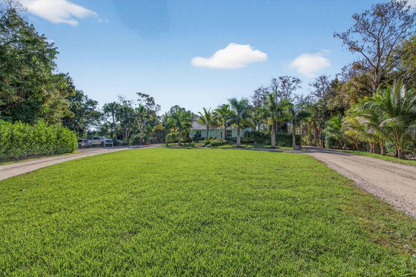 Private 5.67-acre CBS home built in 2000, surrounded by - photo 18