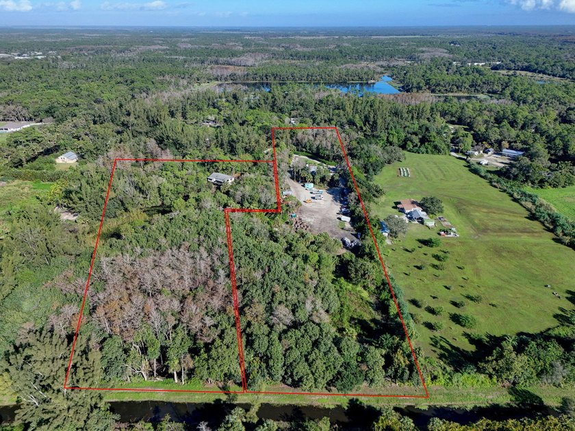 Private 5.67-acre CBS home built in 2000, surrounded by - photo 20