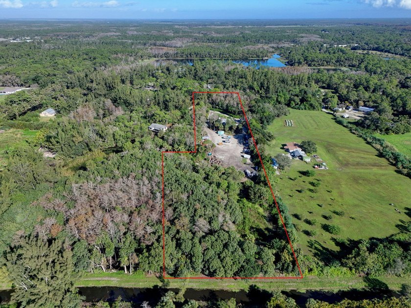 Private 5.67-acre CBS home built in 2000, surrounded by - photo 21