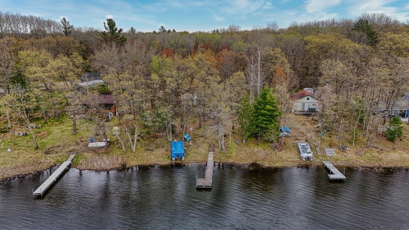 Tucked among the trees on the shores of beautiful Ellsworth Lake - photo 5