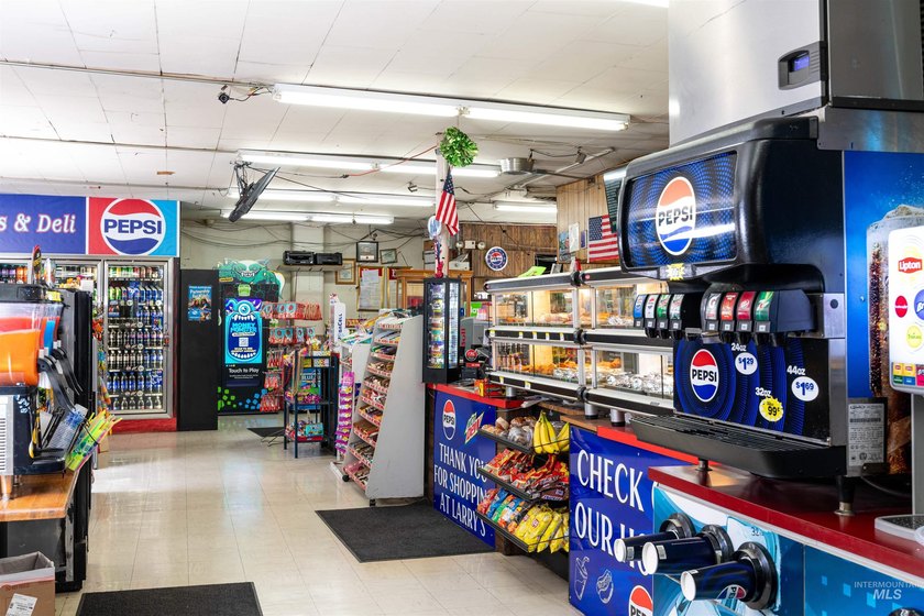 High-Exposure Commercial Property with Multiple Income Streams! - photo 9