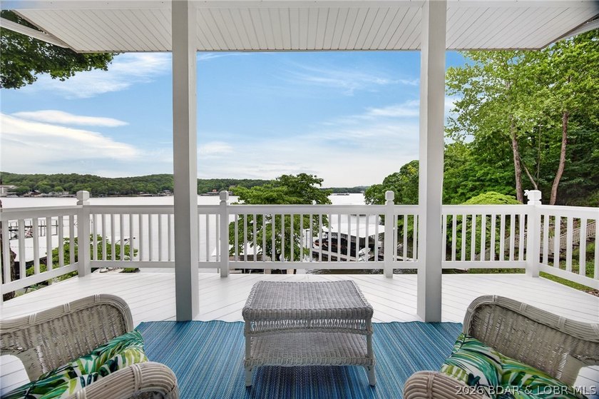 Nestled in the coveted Diamond Head subdivision along the quiet - photo 32