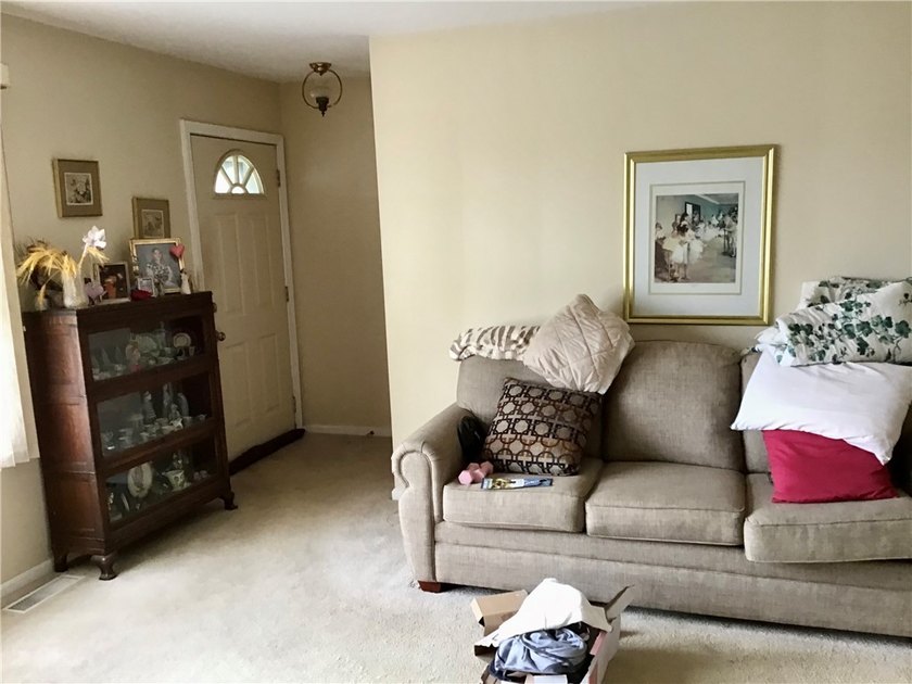 Don't miss this charming 3-bedroom, 1-bath ranch located on a - photo 3