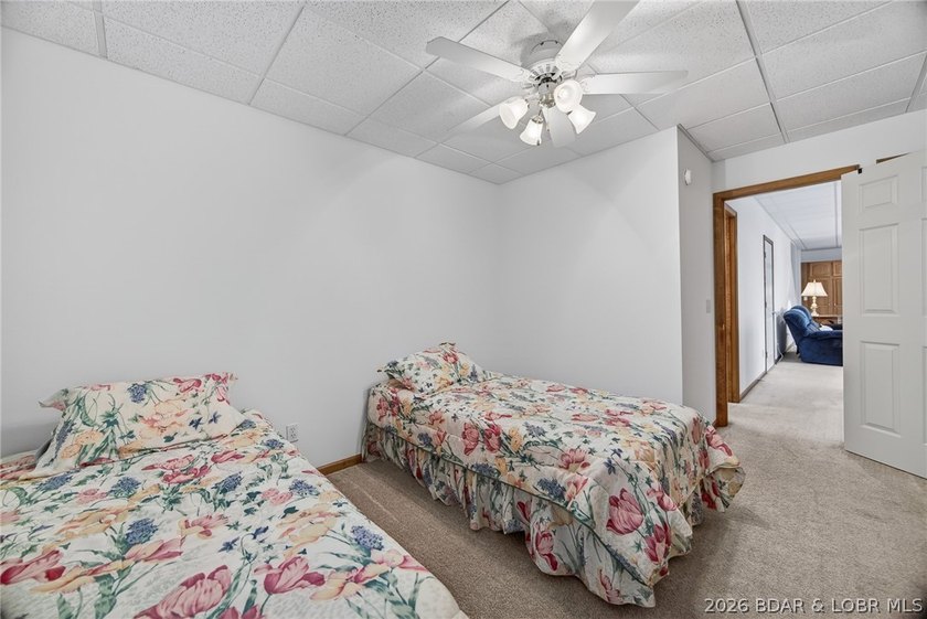 Nestled in the coveted Diamond Head subdivision along the quiet - photo 42