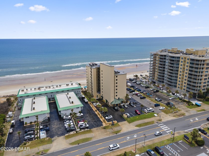WAKE UP TO THE BREATHTAKING ATLANTIC OCEAN VIEWS FROM THIS - photo 45