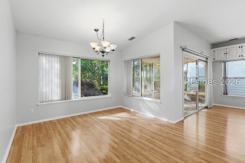 Enjoy low maintenance living in Sun City with this spacious - photo 14