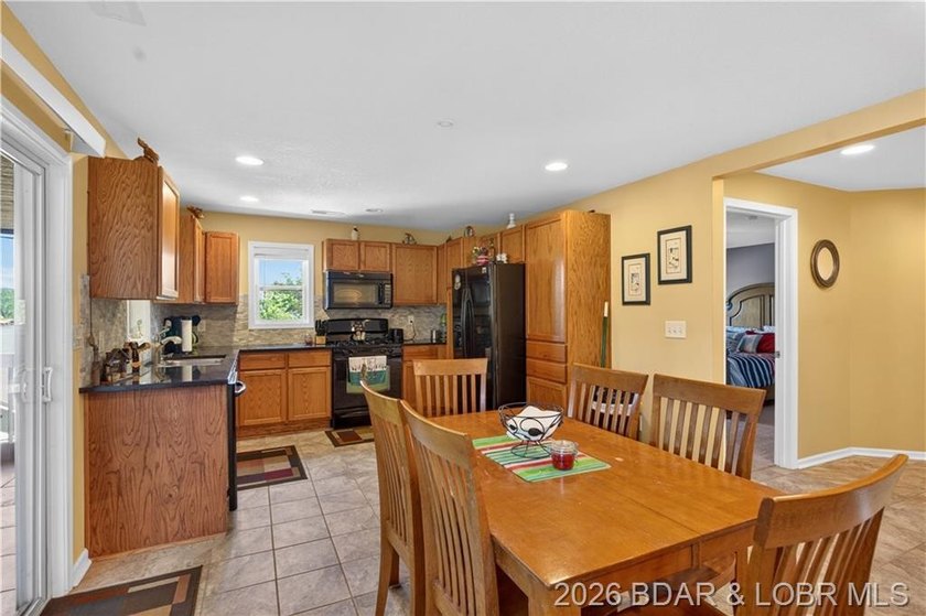 Take a look at this beautiful 4-bedroom, 2-bath home at the Lake - photo 13