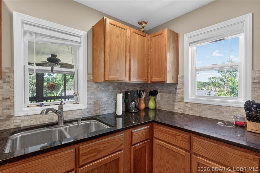 Take a look at this beautiful 4-bedroom, 2-bath home at the Lake - photo 18