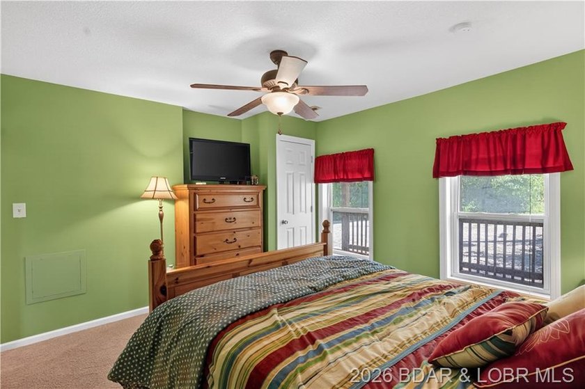Take a look at this beautiful 4-bedroom, 2-bath home at the Lake - photo 31