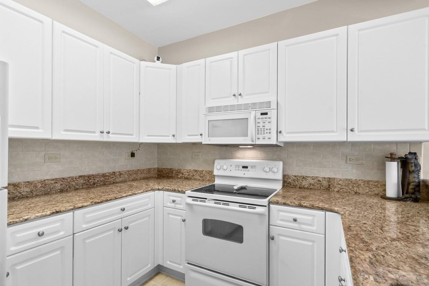 Welcome to Unit 202, a beautifully maintained 2-bedroom - photo 15