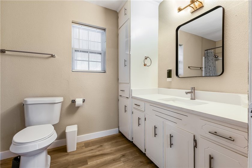 Welcome to this beautiful home with 4 bedrooms and 3 full - photo 16