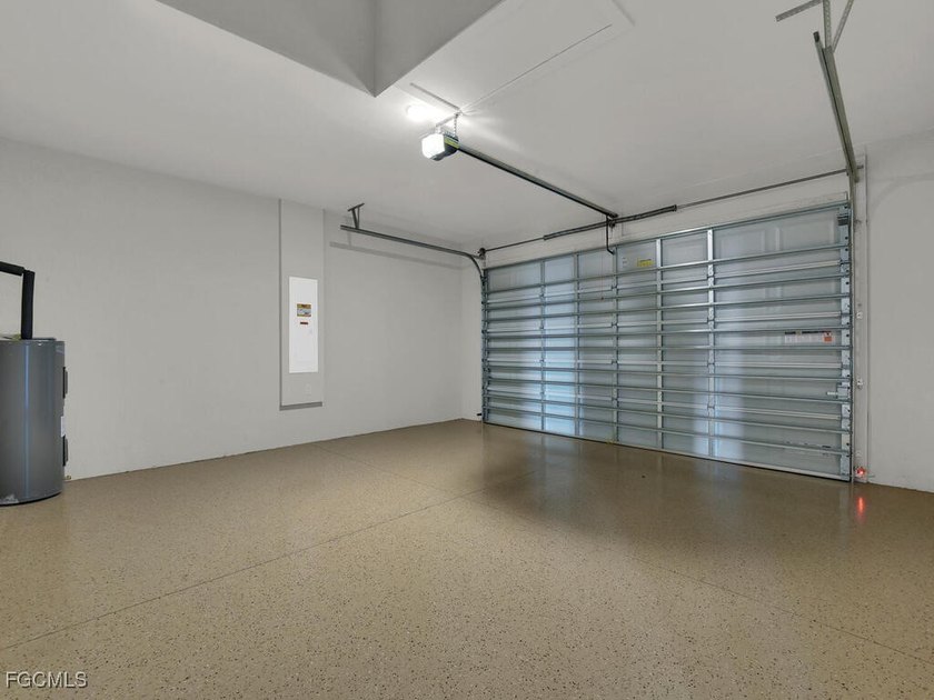 HOME IS RAISED AND LOCATED IN FLOOD ZONE X! Welcome to this - photo 22