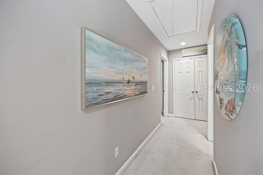 Welcome to 8 Maidencane-an inviting end-unit townhome in the - photo 24