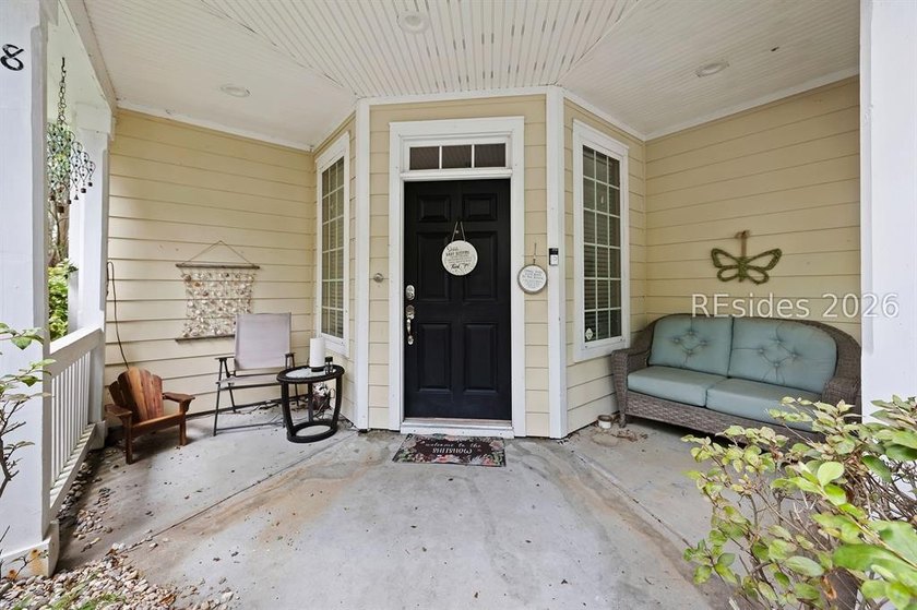 Welcome to 8 Maidencane-an inviting end-unit townhome in the - photo 33