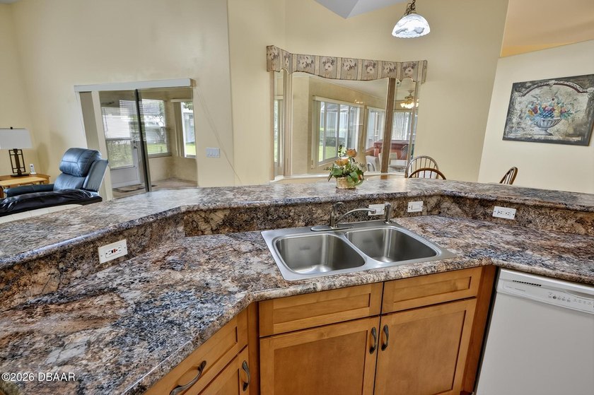 Welcome to 3 Walla Place in the heart of Palm Coast with NO HOA! - photo 16