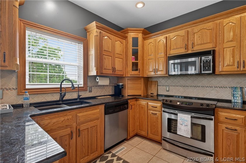 28013 Saddle Rd - photo 17