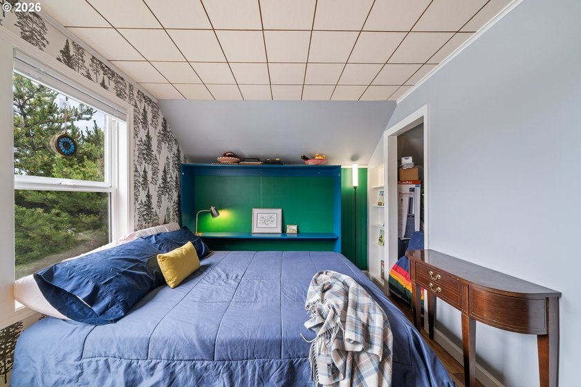 Coastal Charm in the Heart of Rockaway Beach! Welcome to your - photo 29