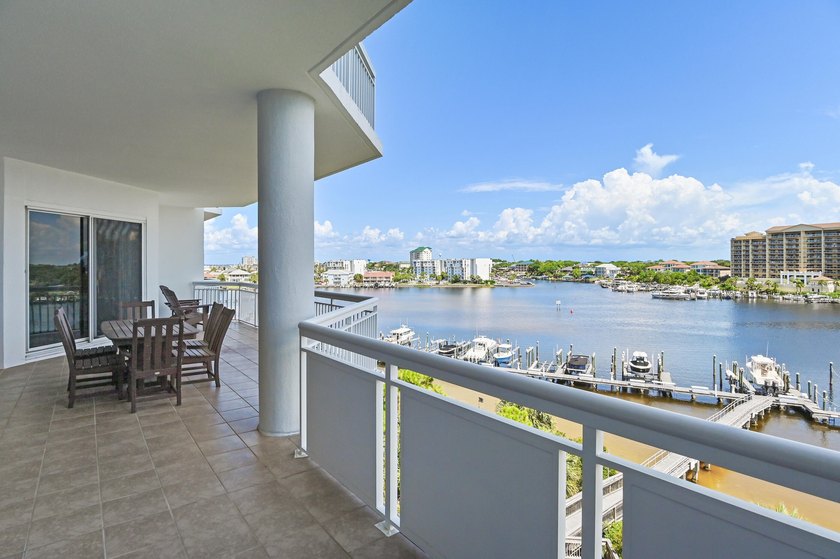 There are waterfront condominiums, and then there is Harbor - photo 11