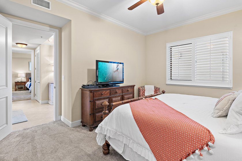 There are waterfront condominiums, and then there is Harbor - photo 28